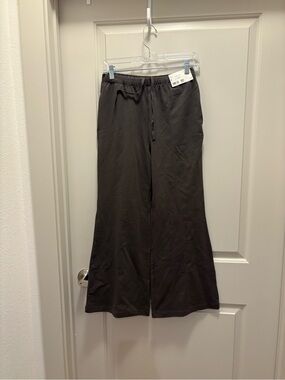 Wide Leg Drawstring Pants in Dark Charcoal Uniqlo Japan NWT Size M